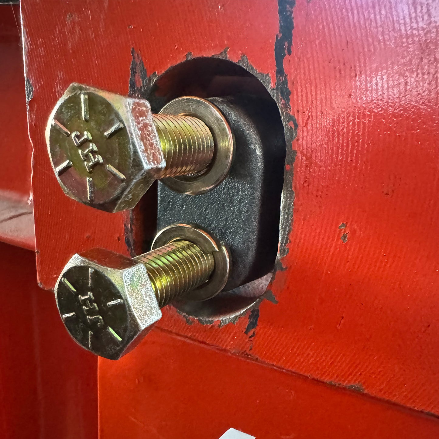 Forged Universal Container Nut | 24 PACK