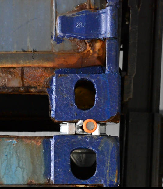 Semi Automatic Twist Lock | 4 Pack