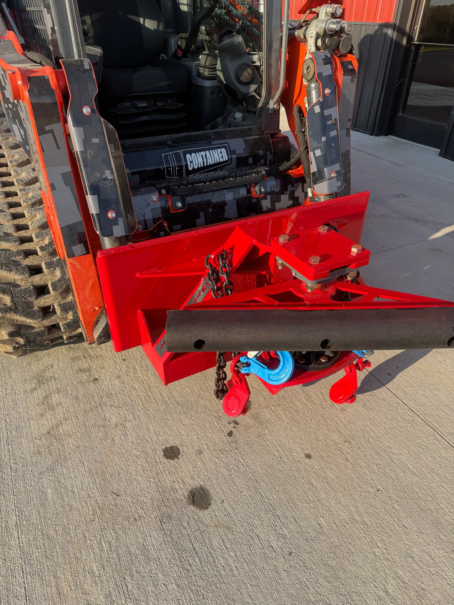 EZY Hitch™ | Shipping Container Hitch | Skid Loader Quick-Tach | Made To Order