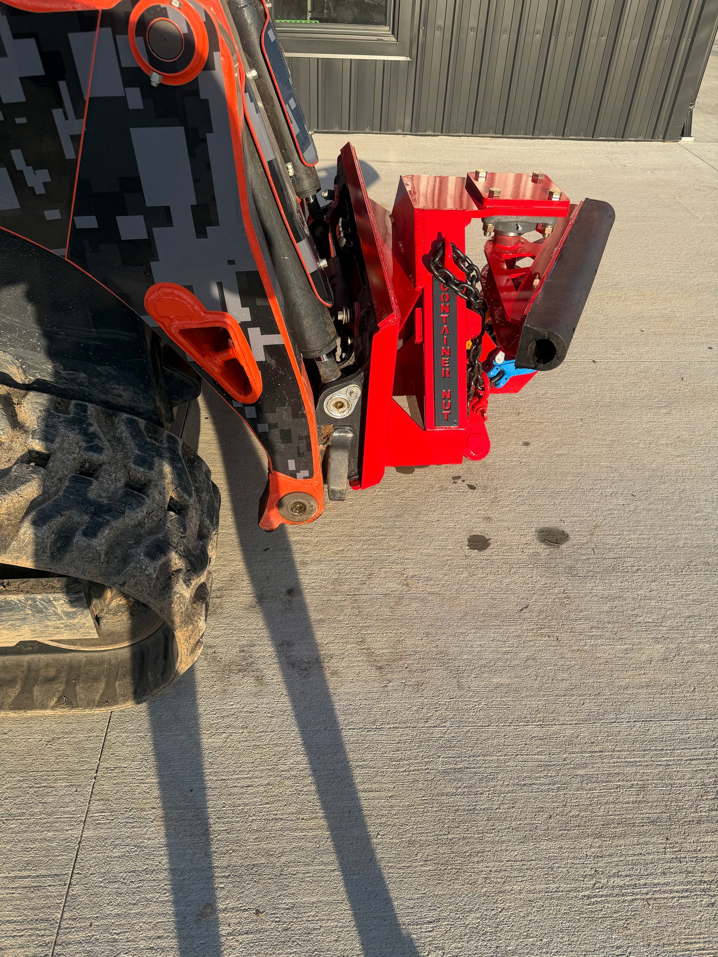 EZY Hitch™ | Shipping Container Hitch | Skid Loader Quick-Tach | Made To Order